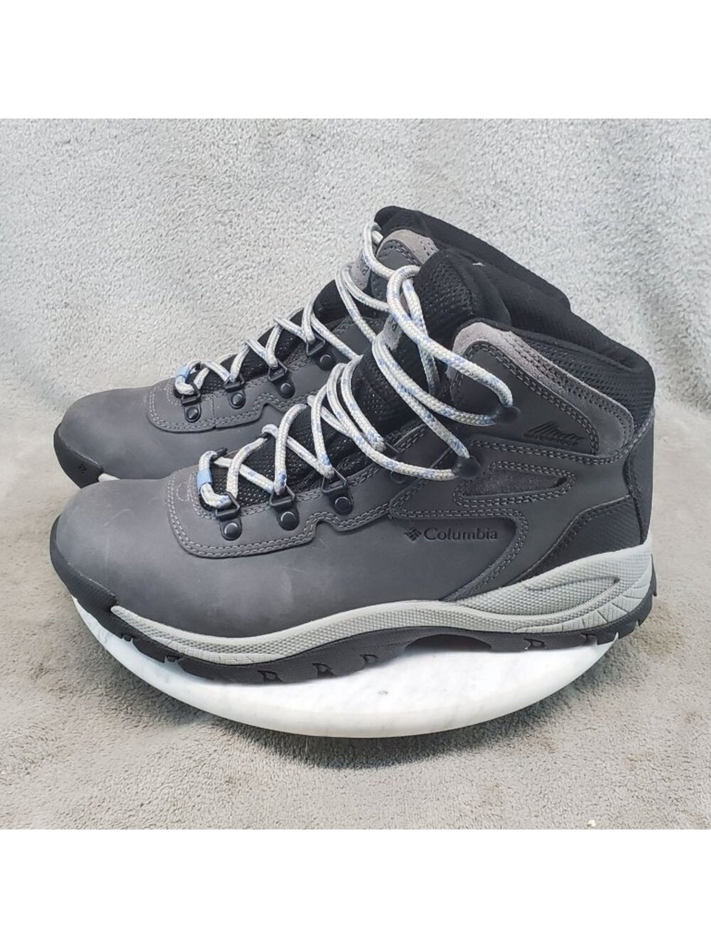 Columbia Shoes Womens Size 9 Gray Leather Newton Ridge Plus Hiking Boots